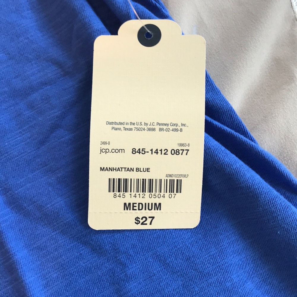 🎈Blue St John’s Bay Medium Women’s Shirt - Picture 3 of 5